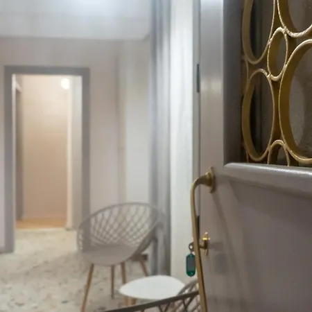 Apartment Oikia Tripodon