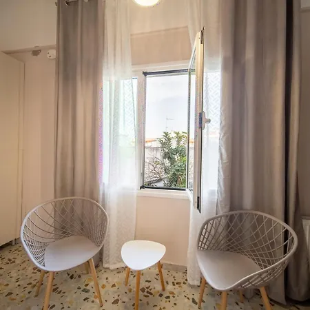 Oikia Tripodon Apartment Athens